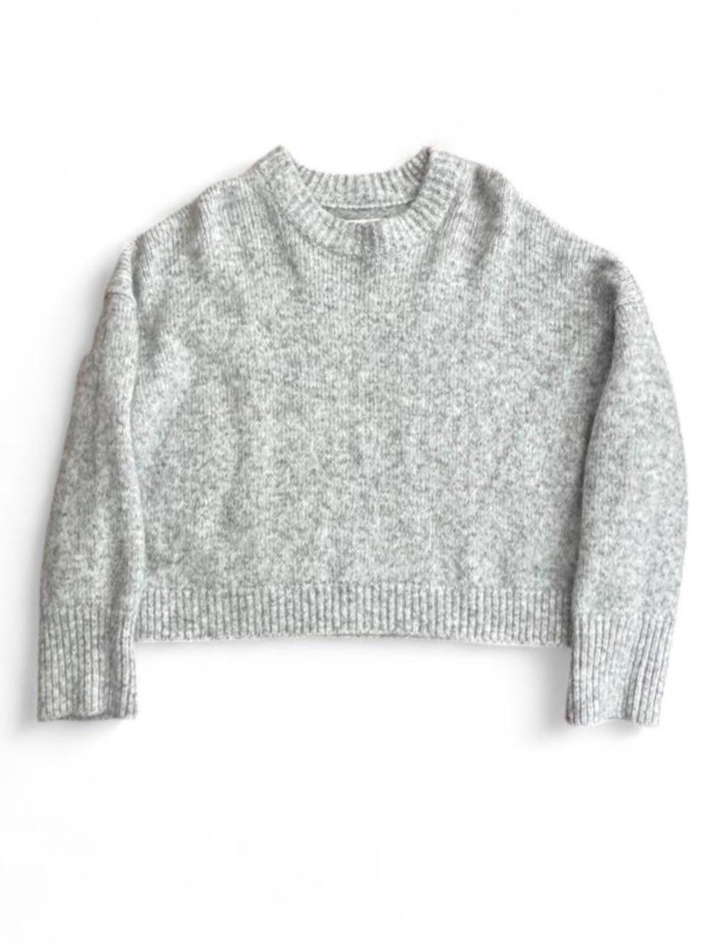 abercrombie & fitch fuzzy knit cropped crewneck sweater in light gray